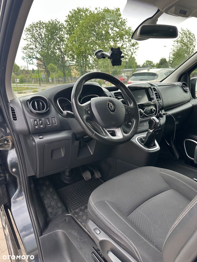 Renault Trafic Grand 2.0 dCi EDC - 18