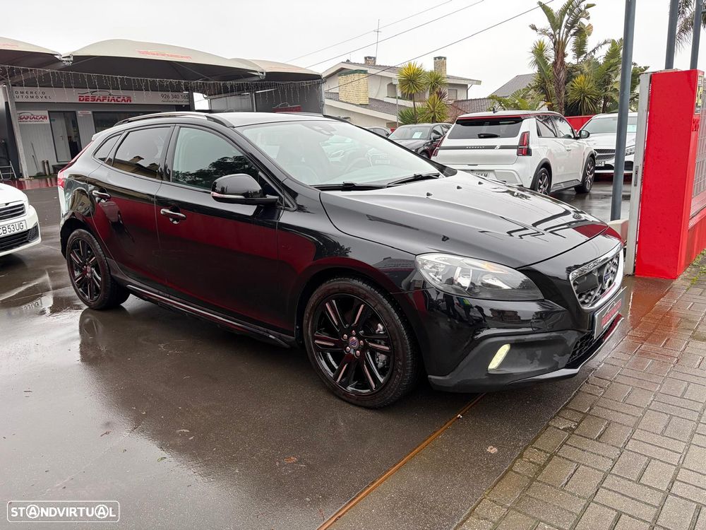 Volvo V40 Cross Country D2 Momentum - 4