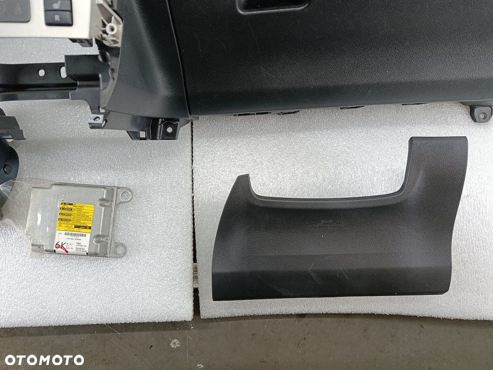 DESKA ROZDZIELCZA,KONSOLA PODUSZKI SENSOR PASY TOYOTA COROLLA X E15 - 3