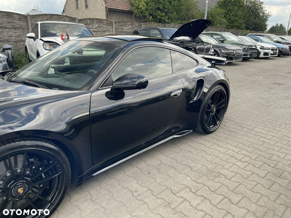 Porsche 911 911Turbo S - 11