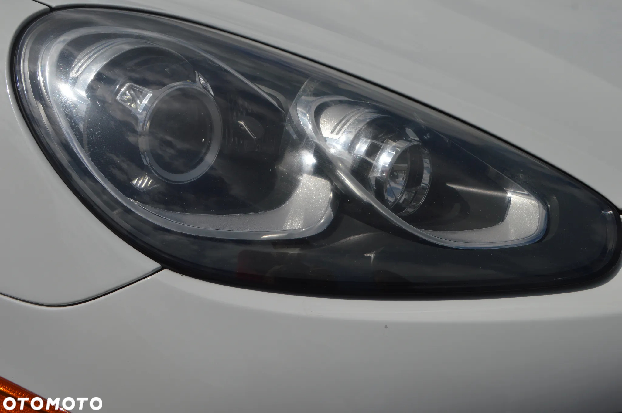 Porsche Cayenne Standard - 19