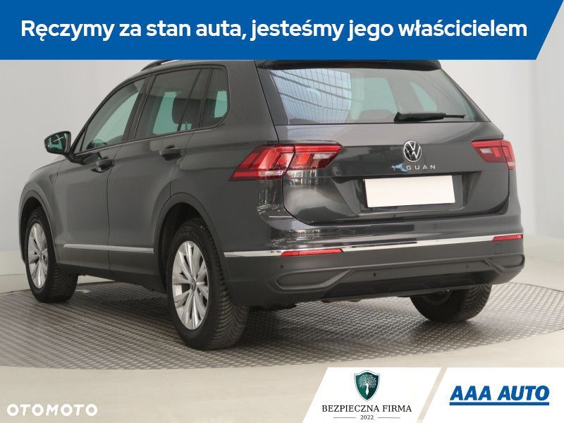 Volkswagen Tiguan - 6