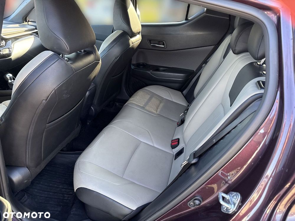 Toyota C-HR 2.0 Hybrid Executive - 10