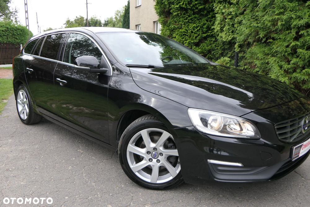 Volvo V60 D2 Drive-E Momentum - 12
