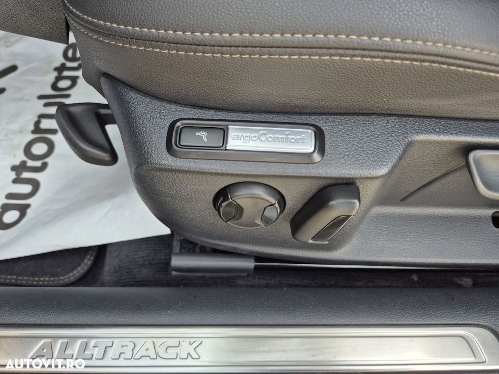 Volkswagen Passat - 11