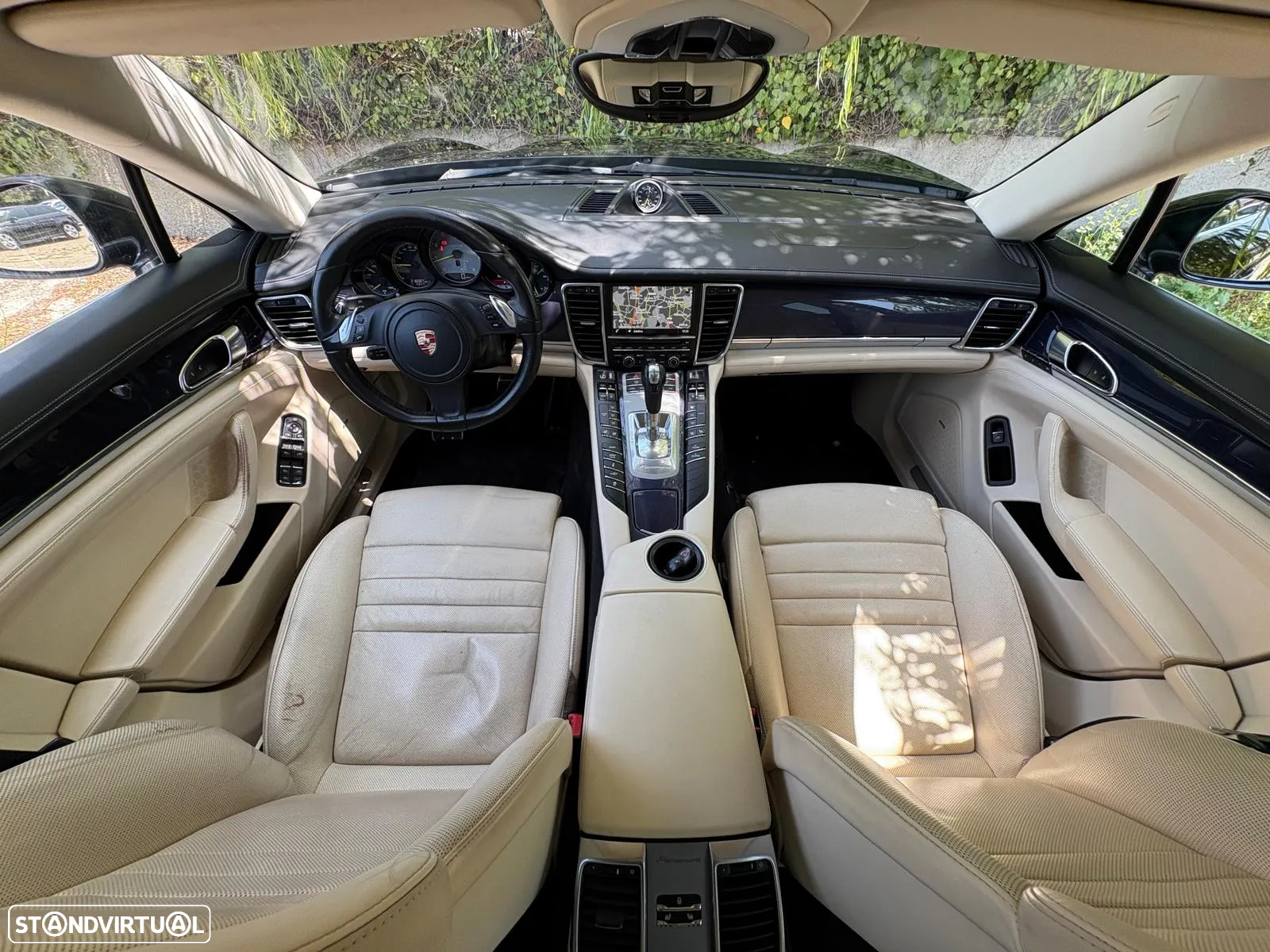 Porsche Panamera 4 E-Hybrid - 25