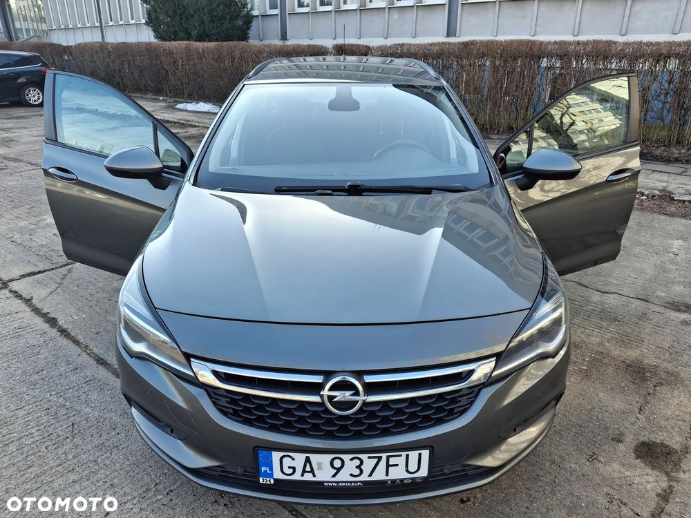 Opel Astra 1.4 T Enjoy - 8