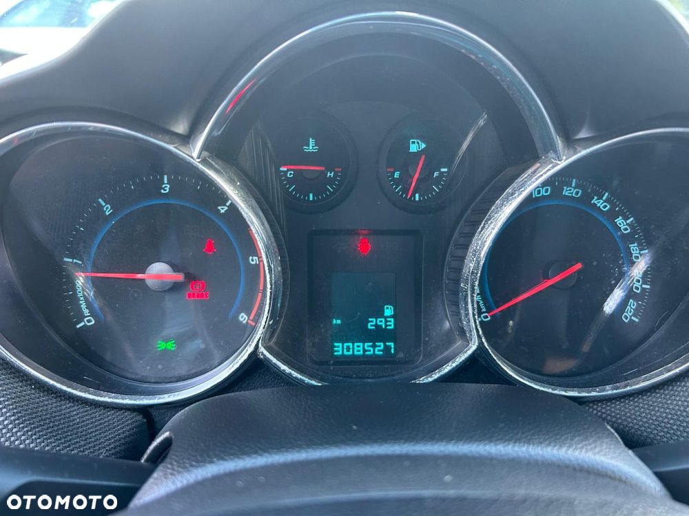 Chevrolet Cruze 2.0 D LT - 23