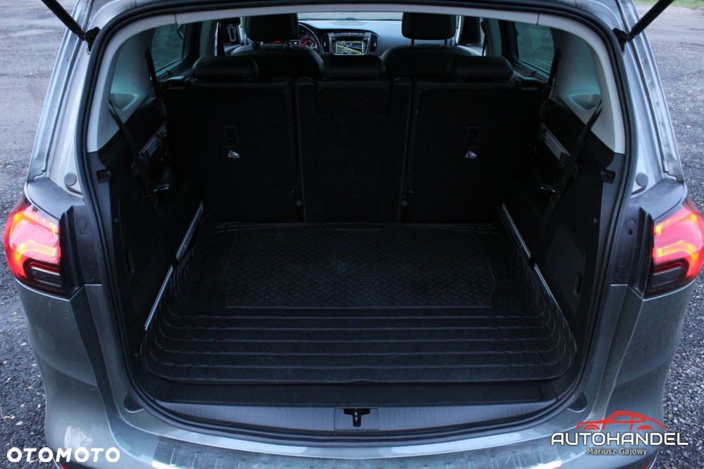 Opel Zafira - 18