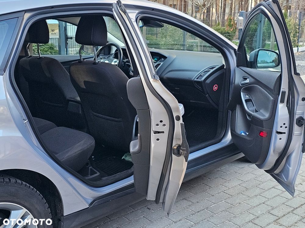 Ford Focus 1.6 TDCi Edition - 17