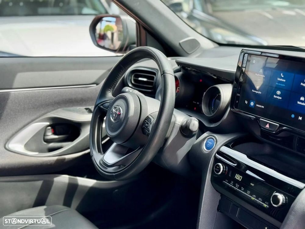 Toyota Yaris Cross 1.5 HDF Comfort - 19