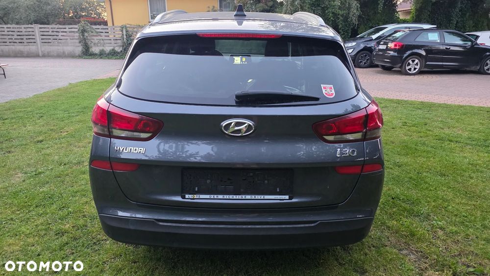 Hyundai i30 - 19