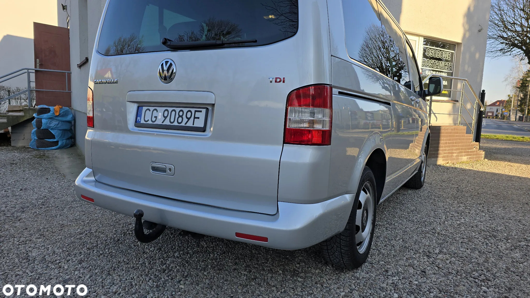 Volkswagen Caravelle - 14