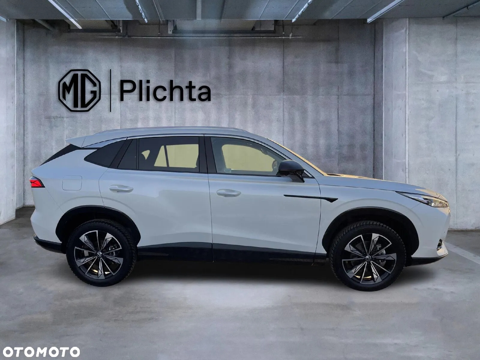 MG HS 1.5 T-GDI Excite DCT - 7