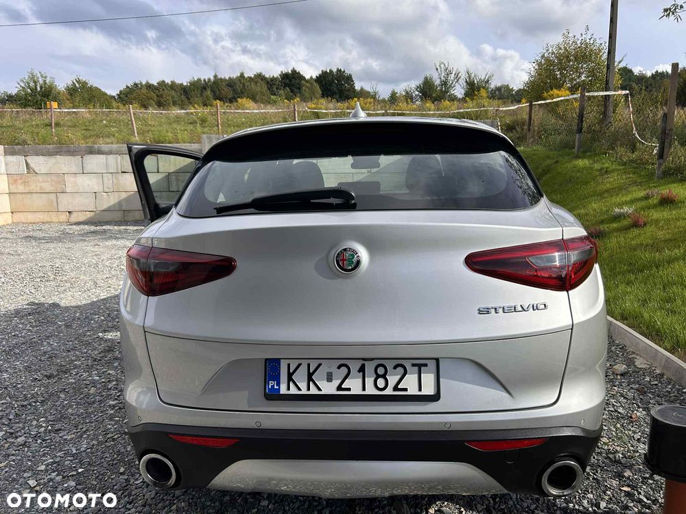 Alfa Romeo Stelvio 2.2 JTDM - 30