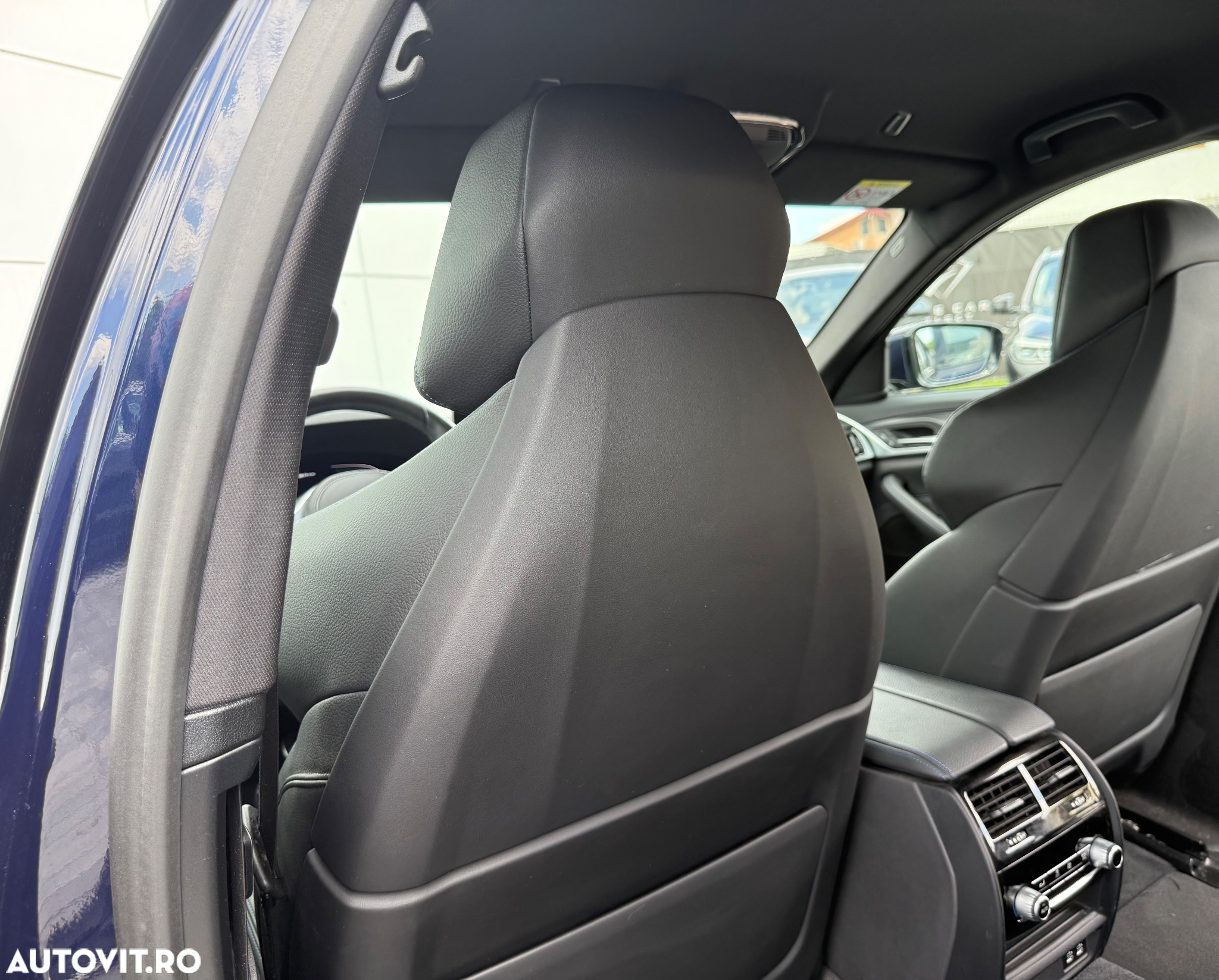 BMW Seria 5 530e xDrive Aut. M Sport Edition - 14