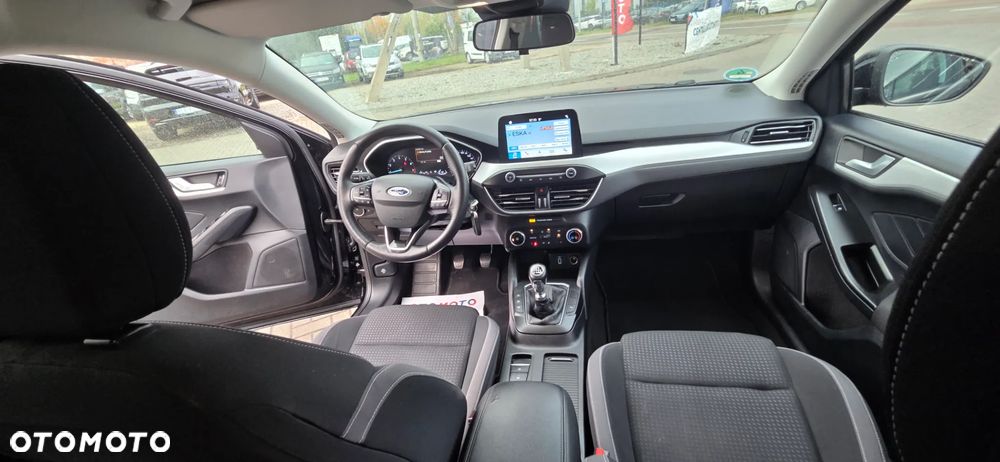 Ford Focus 1.0 EcoBoost STart-Stopp-System TITANIUM - 36