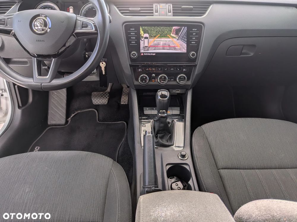Skoda Octavia 1.5 TSI ACT Style DSG - 7