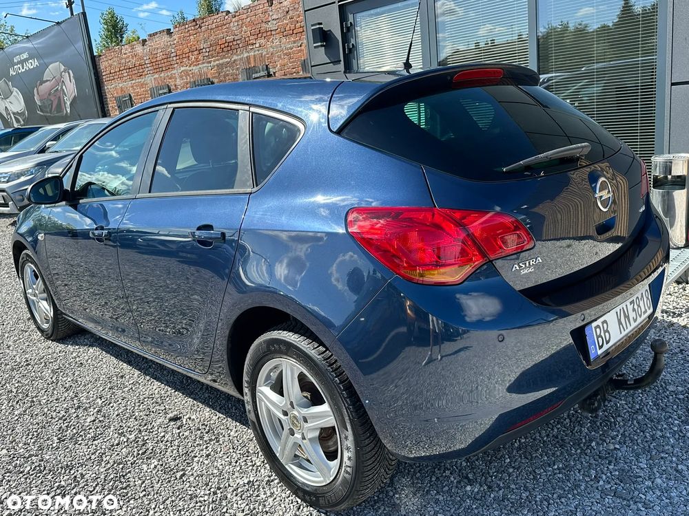 Opel Astra 1.7 CDTI DPF ecoFLEX TourerStart/Stop 150 Jahre - 9