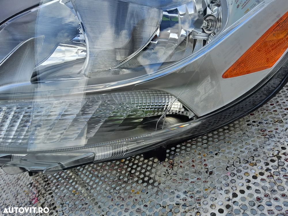 Far Mercedes Sprinter w907 faruri stânga Sprinter w910 cu defect cod a9109060400 - 2