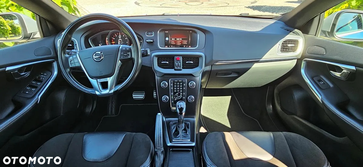Volvo V40 T4 Geartronic RDesign - 15
