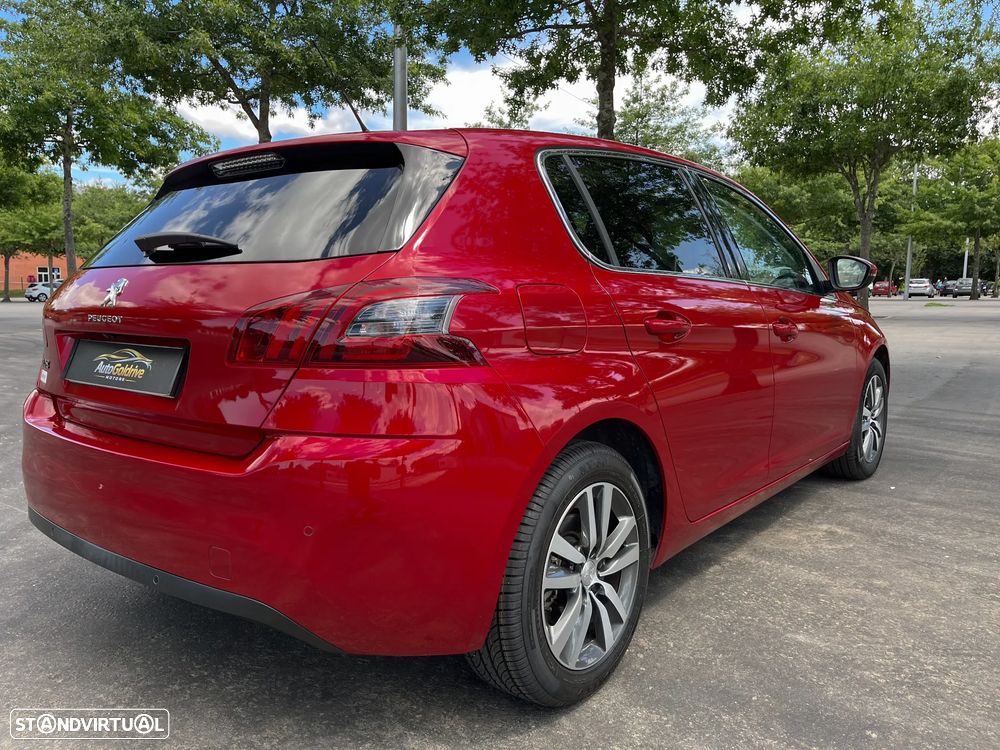 Peugeot 308 1.2 PureTech Allure EAT8 - 8