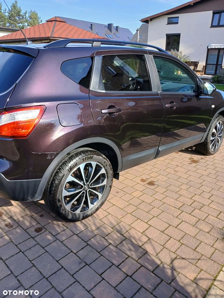 Nissan Qashqai - 11