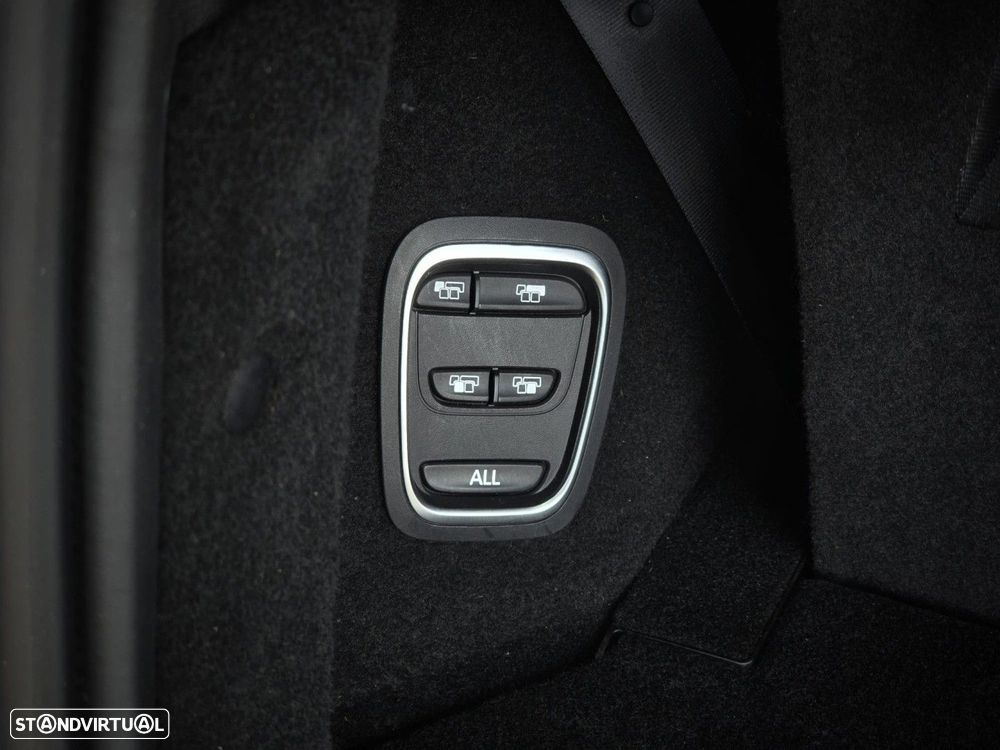 Renault Grand Scénic 1.6 dCi Intens SS - 27