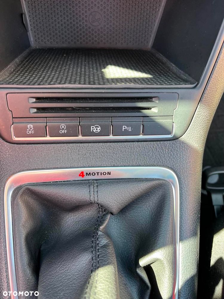 Volkswagen Tiguan - 32