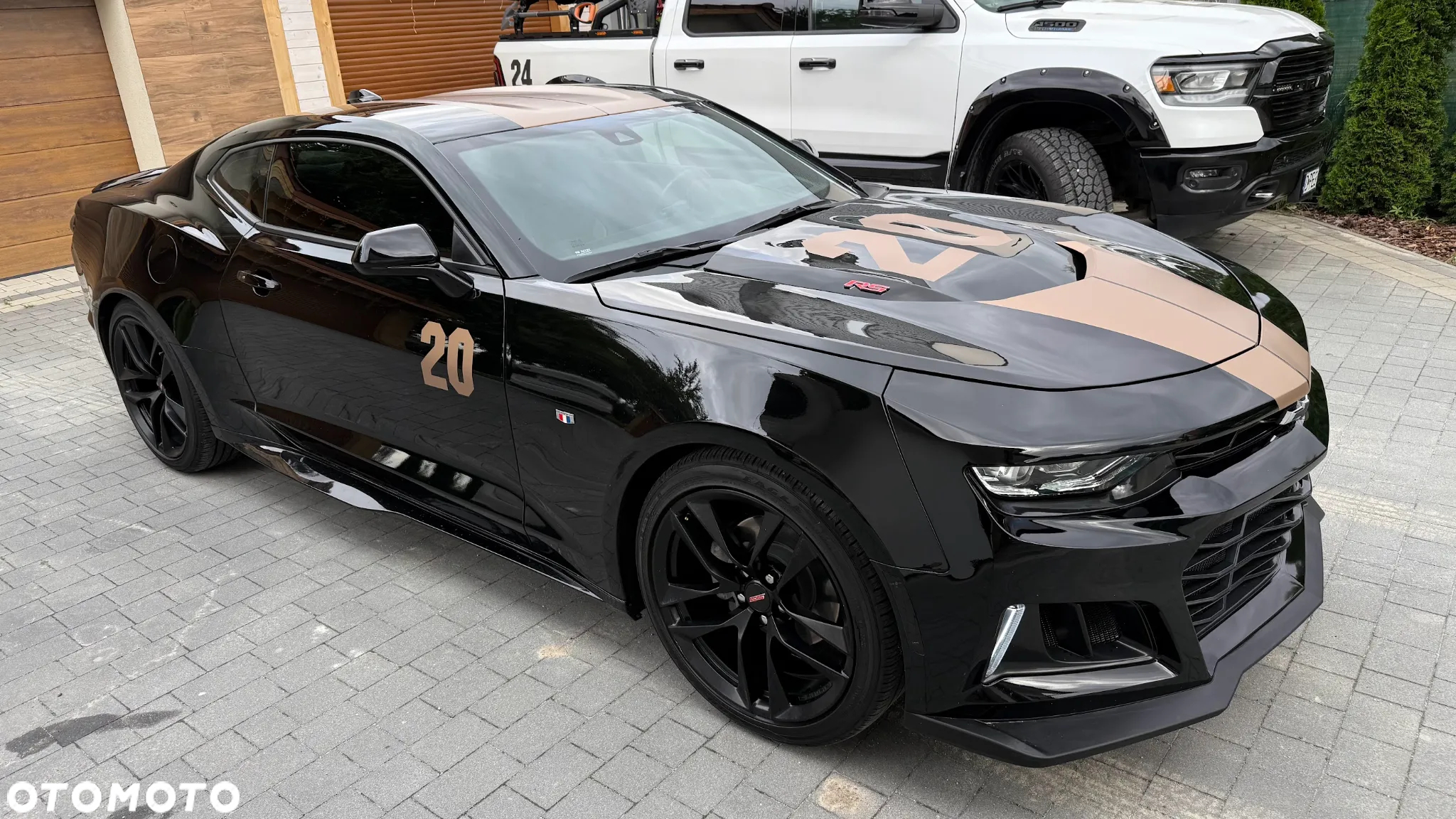 Chevrolet Camaro - 18