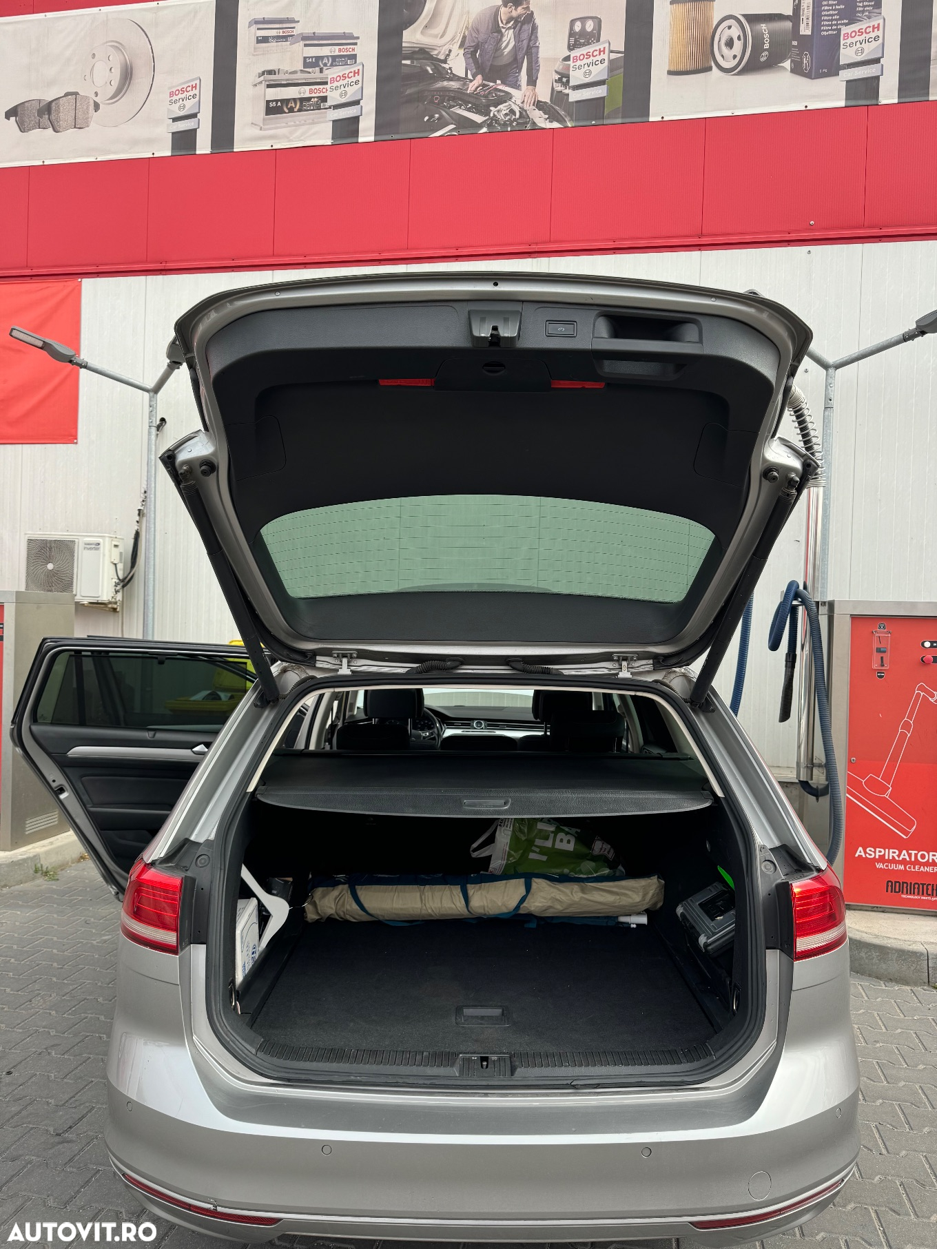Volkswagen Passat - 8