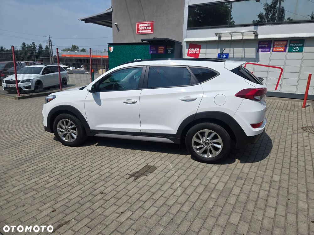 Hyundai Tucson - 4