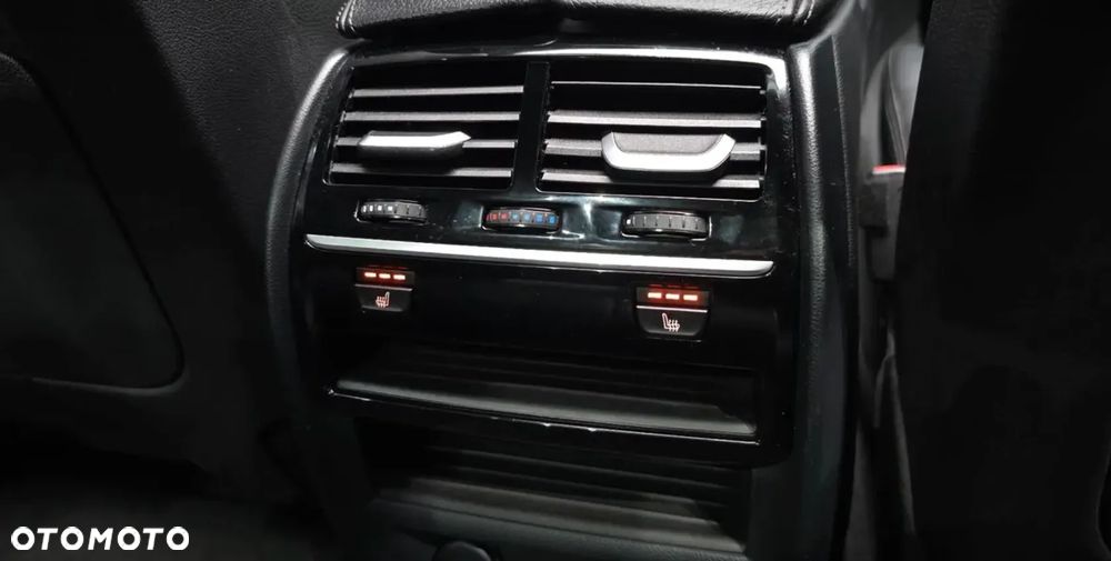 BMW Seria 5 530i xDrive M Sport sport - 19