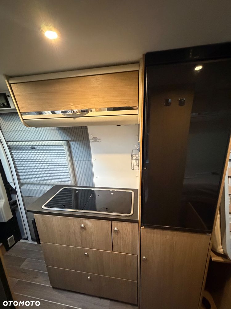 Adria Twin 600 sp AXESS - 12