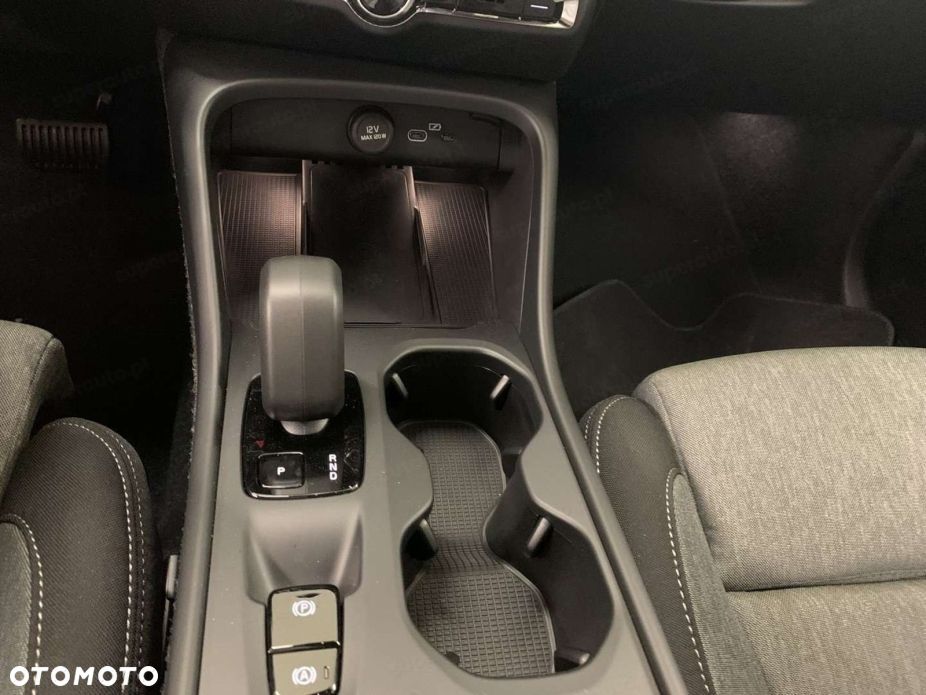 Volvo C40 - 10