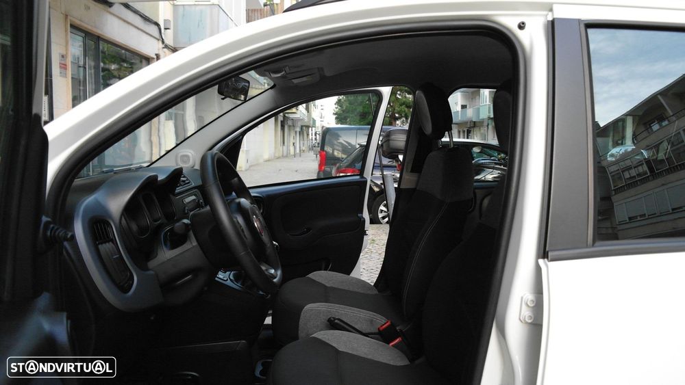 Fiat Panda 1.0 Hybrid City Life - 25