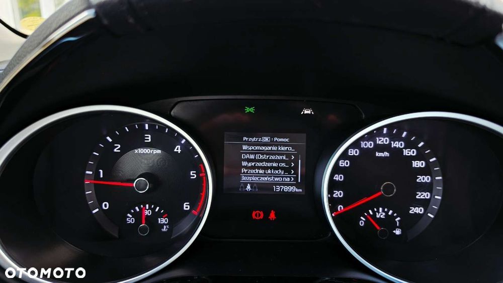 Kia Ceed - 19