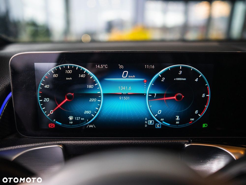 Mercedes-Benz GLB 200 d Progressive 8G-DCT - 17