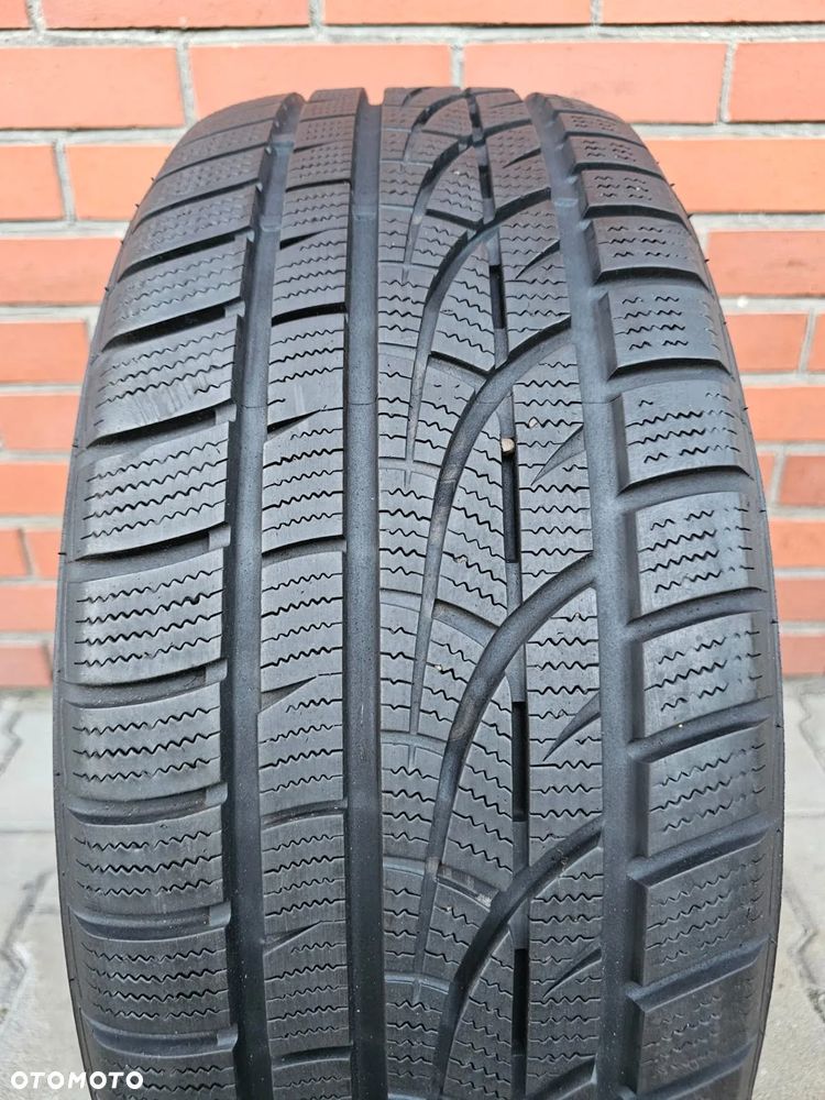 (O154) 225/55R17 101V 7mm 12r / Hankook Winter icept evo - 2