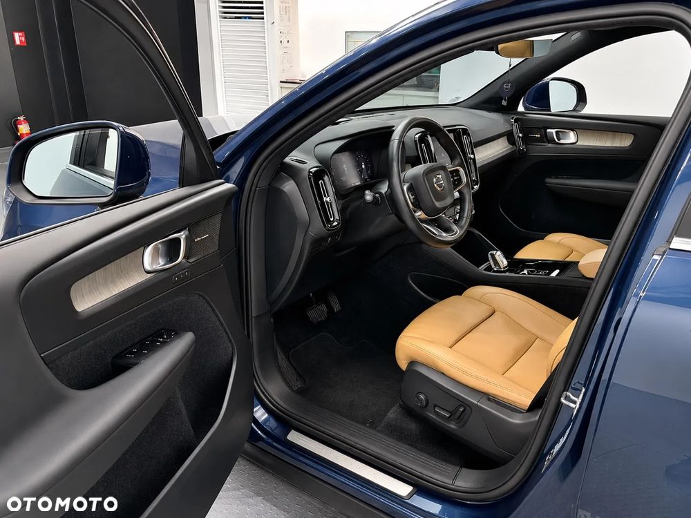 Volvo XC 40 T4 AWD Geartronic Inscription - 8