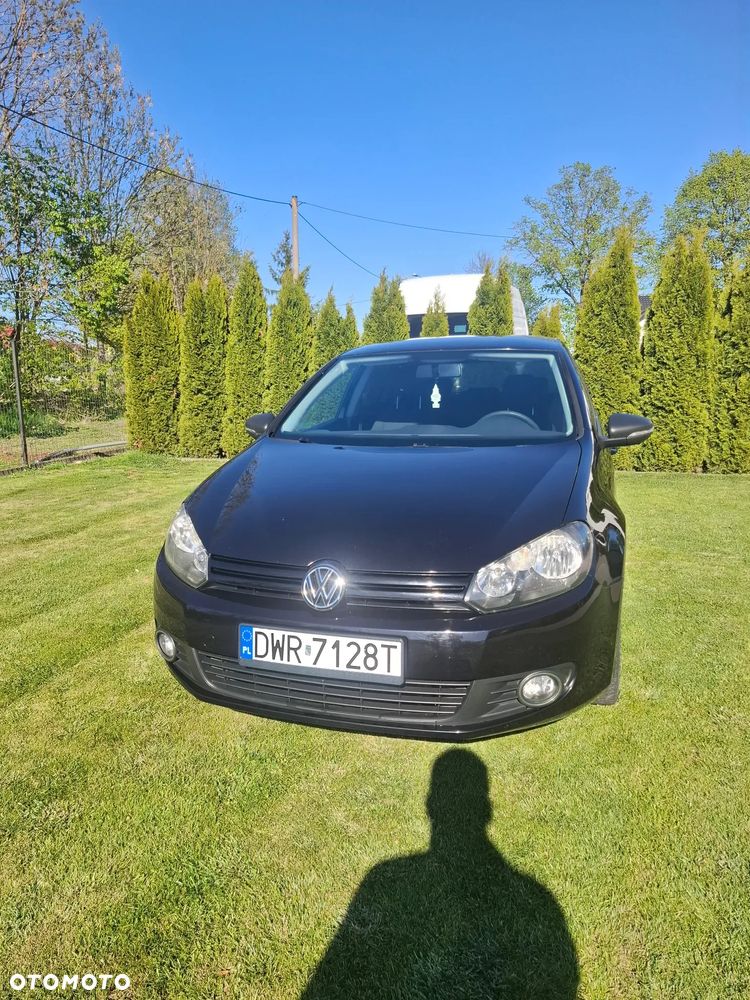 Volkswagen Golf - 1