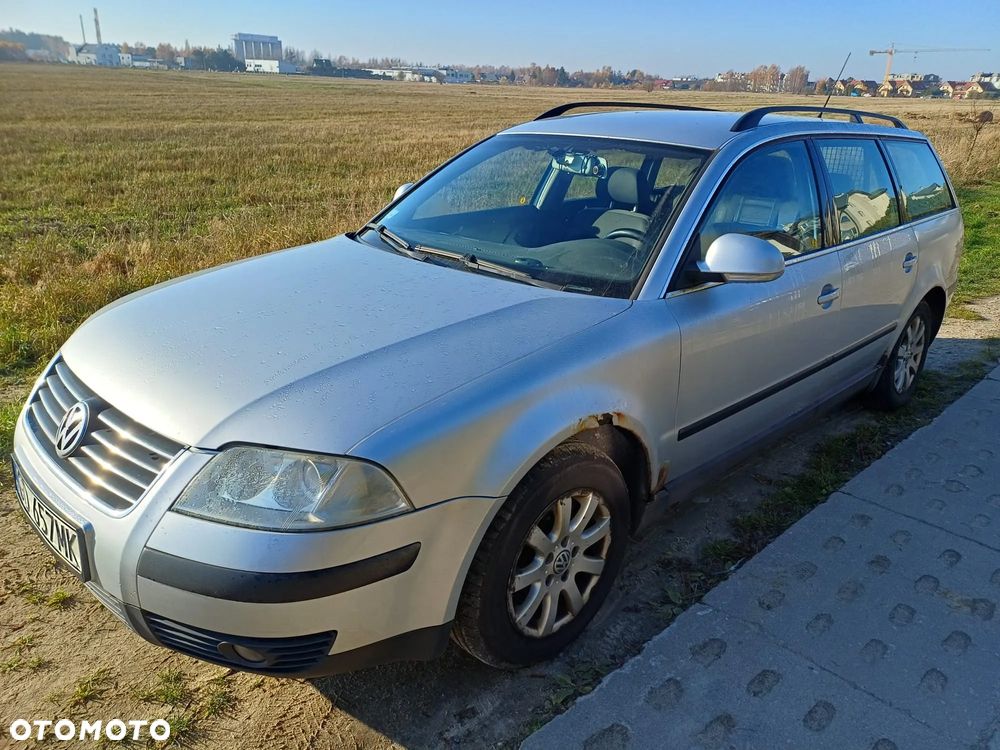 Volkswagen Passat 1.9 TDI Comfortline - 1
