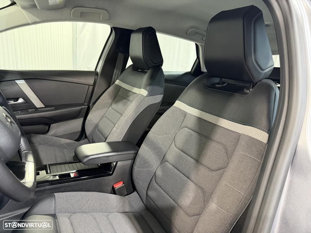 Citroën C4 PureTech 130 Stop&Start EAT8 PLUS - 9