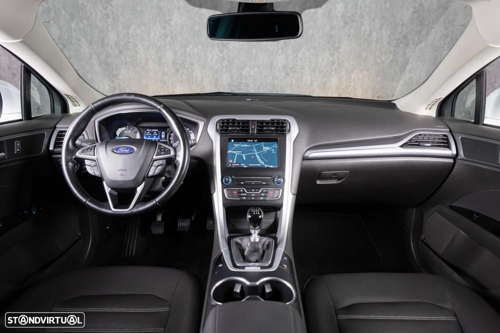 Ford Mondeo SW 1.5 TDCi Business Plus ECOnetic - 29