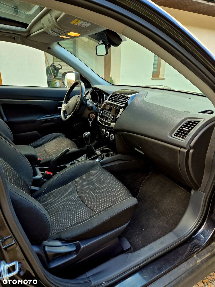 Mitsubishi ASX 1.6 Blue Sky Edition - 11