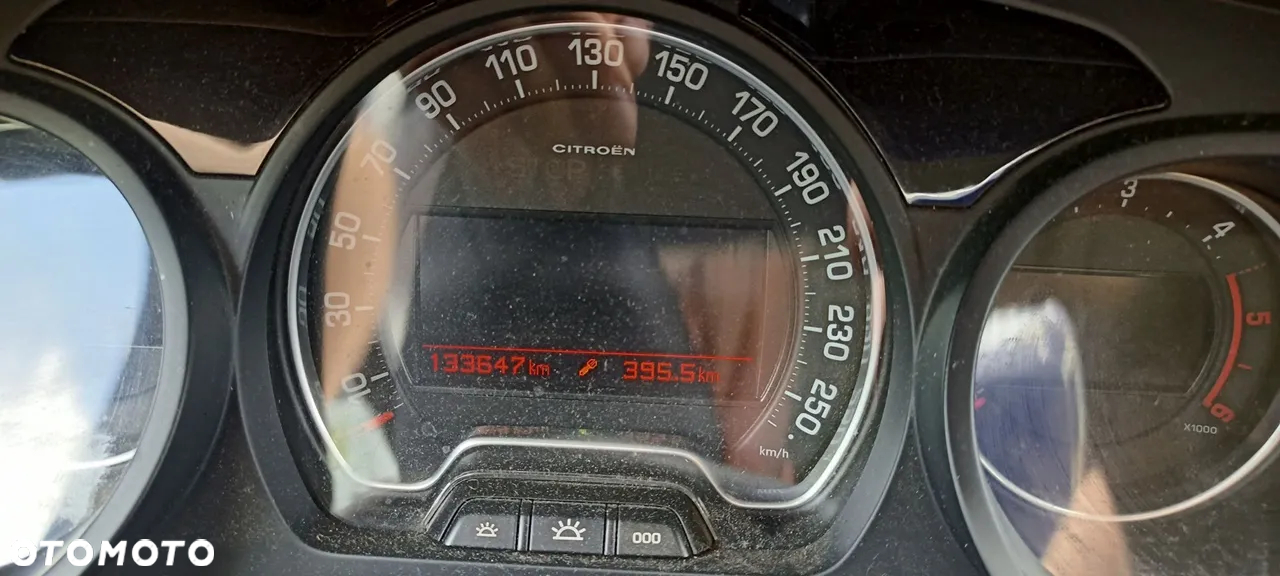 Citroën C5 2.0 HDi Exclusive - 11