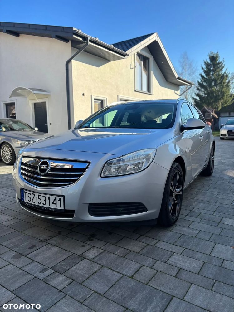 Opel Insignia 2.0 CDTI Sports Tourer - 2