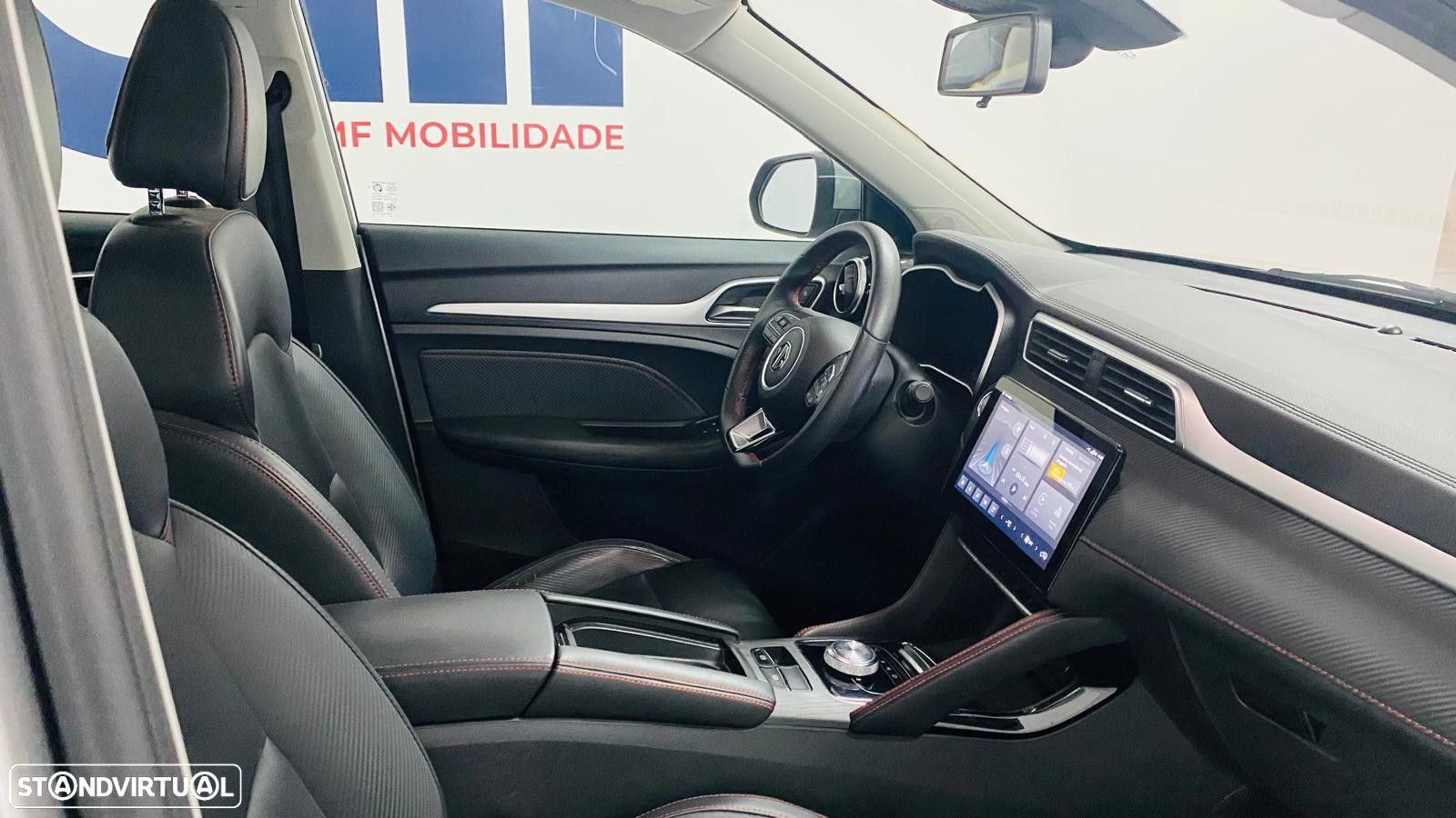 MG ZS EV 72.6 kWh Luxury - 10