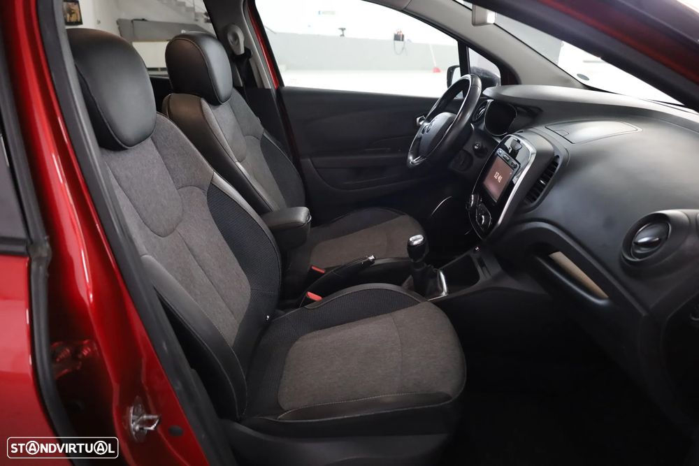 Renault Captur 1.3 TCe Exclusive - 8
