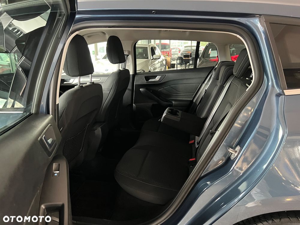 Ford Focus 1.0 EcoBoost Titanium Business - 35